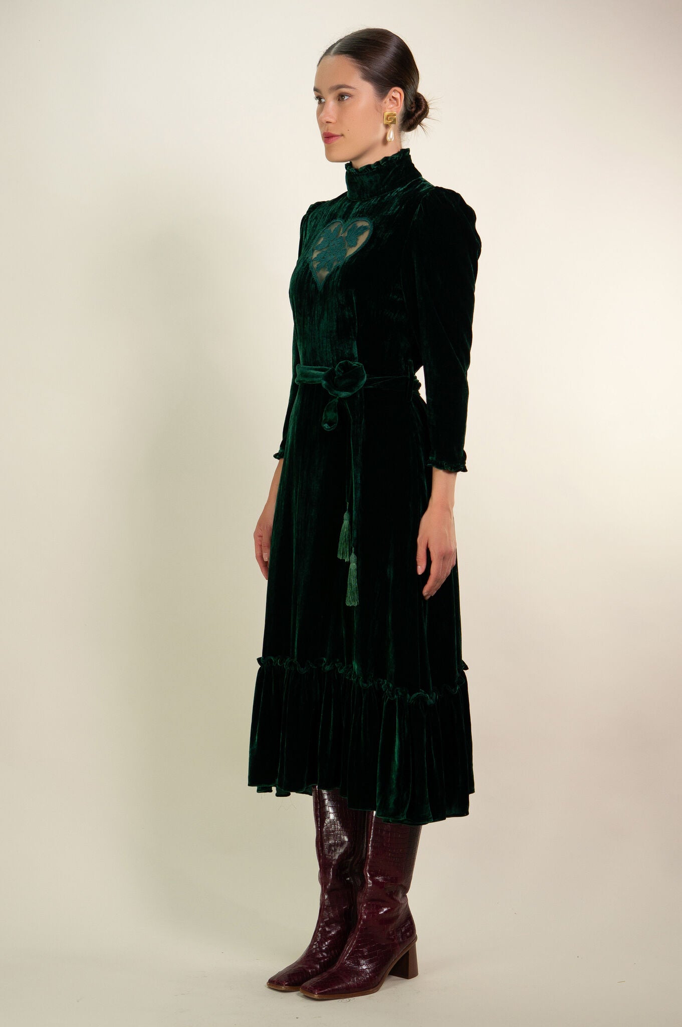 Forest Green Velvet "Sirsna" Dress Kristinit Forest Green Velvet "Sirsna" Dress Kristinit