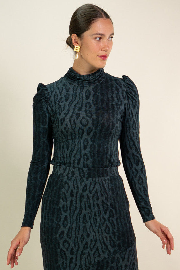Leopard Caron Top